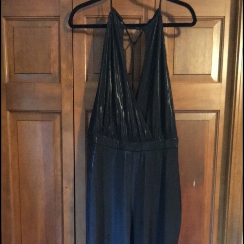 Bebe super sexy and flattering wide-leg jumpsuit